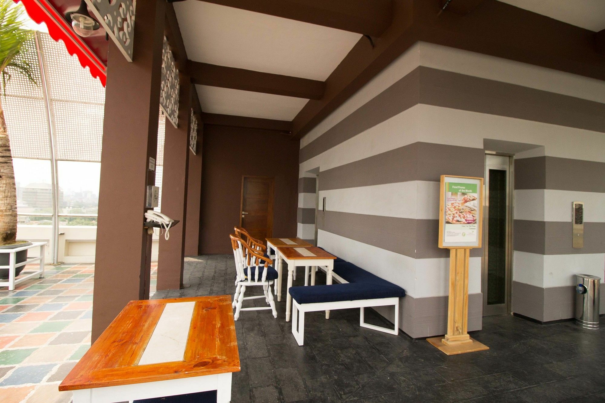 Reddoorz Premium @ Thamrin Kebon Sirih Ξενοδοχείο Τζακάρτα Εξωτερικό φωτογραφία