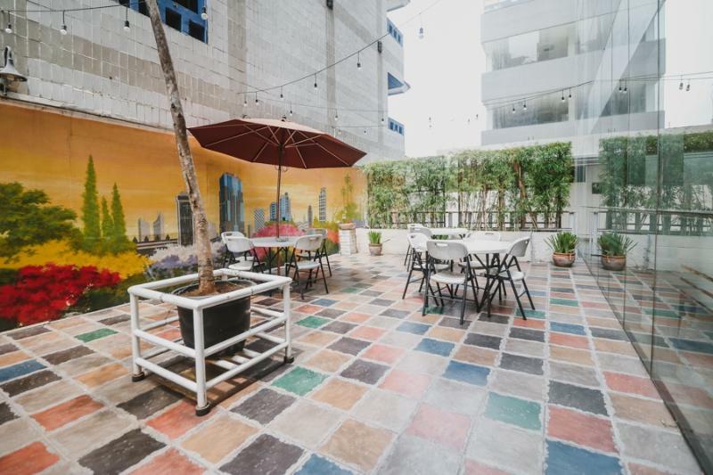 Reddoorz Premium @ Thamrin Kebon Sirih Ξενοδοχείο Τζακάρτα Εξωτερικό φωτογραφία